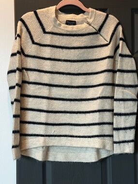 Abercrombie & Fitch Cream and Navy Striped Crew Sweater with Zip Detail